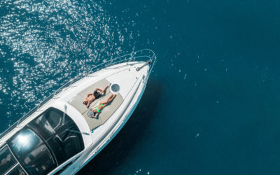 Les 5 Meilleures Escapades Romantiques en Voilier pour la Saint-Valentin 2025