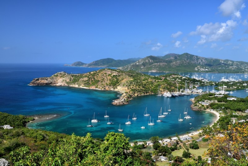 Antigua-et-Barbuda : votre destination idéale pour naviguer cet hiver