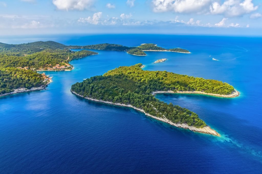 Vue aérienne du parc national de Mljet