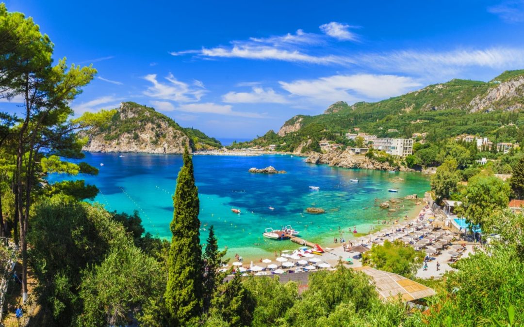 Paleokastritsa, Corfou : plages, criques et guide de navigation